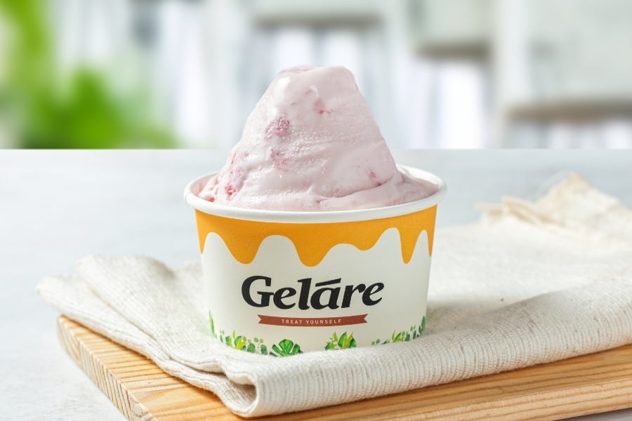 Ice Cream 900 x 600